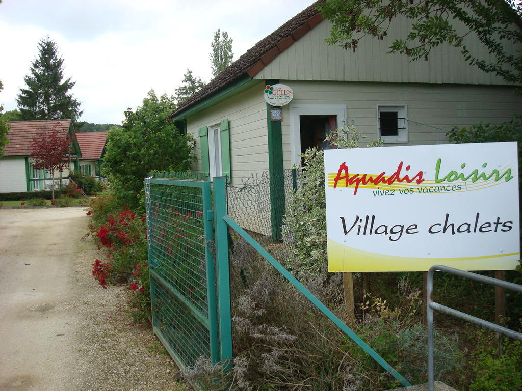 Village-Chalets Le Rû du Pré Deux Rivieres Camera foto